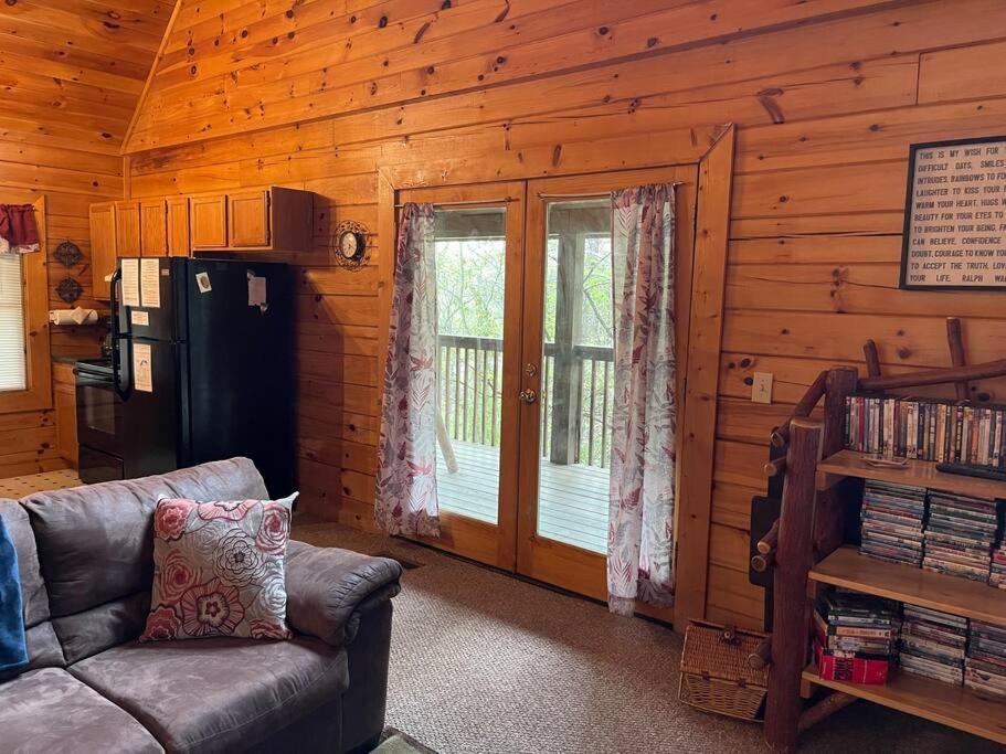 Peace By The Lake Sevierville Exterior foto